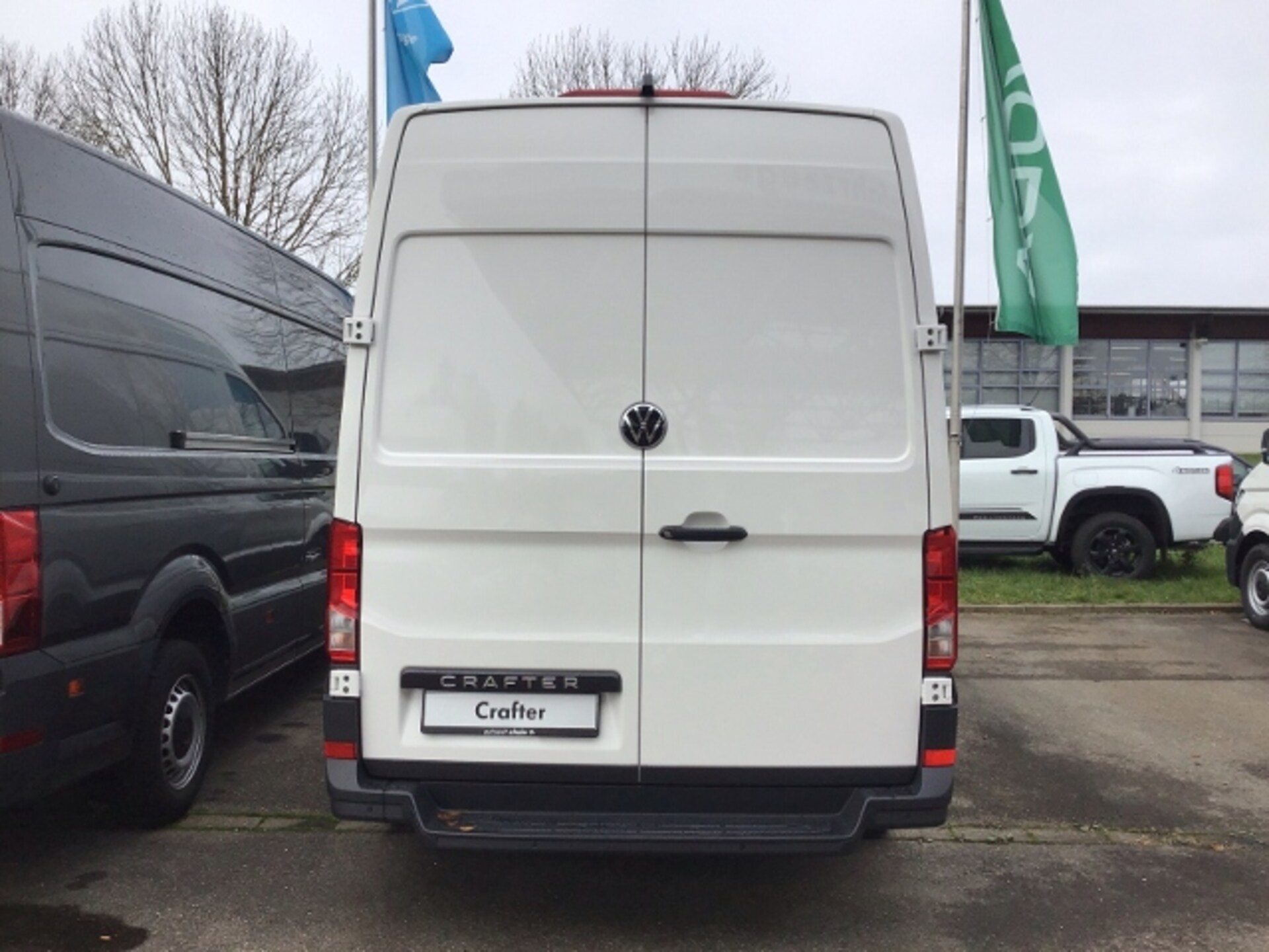 Volkswagen Crafter Kasten langer Radstand