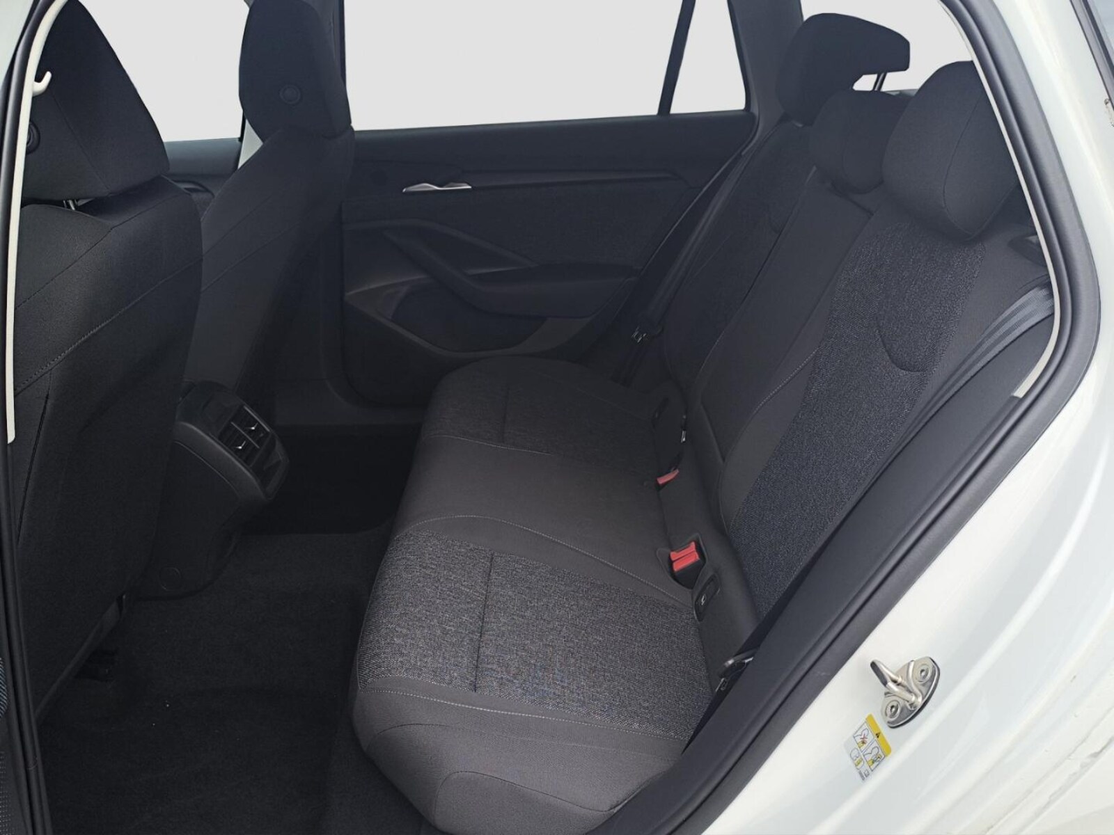 Škoda Superb Combi – Bild 17