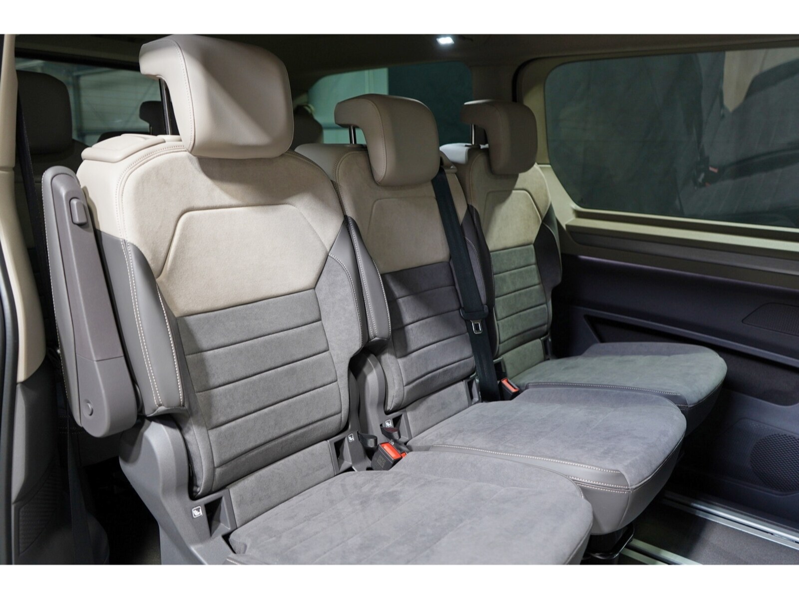 Volkswagen Multivan Langversion – Bild 10