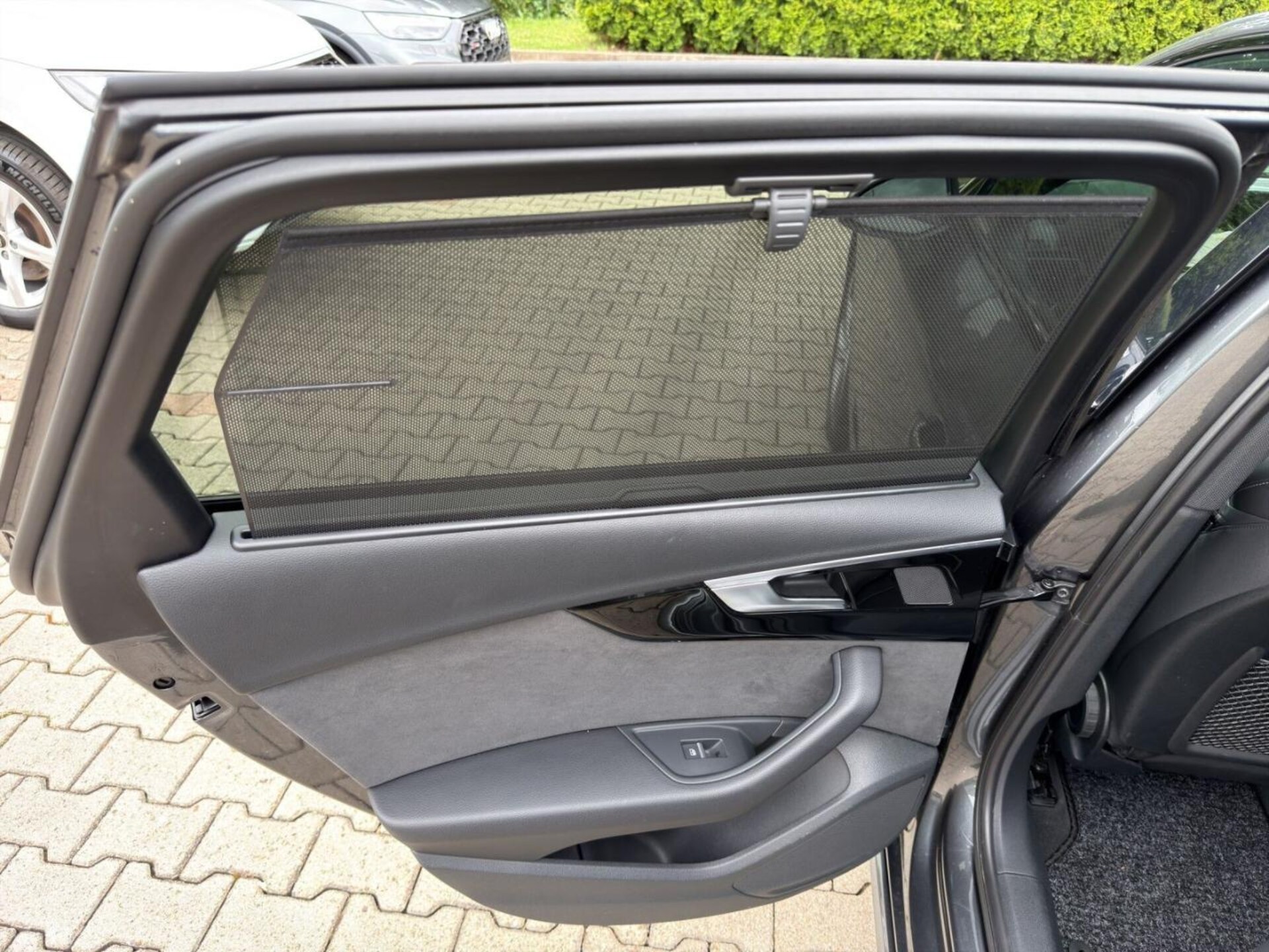 Audi A4 Avant S line
