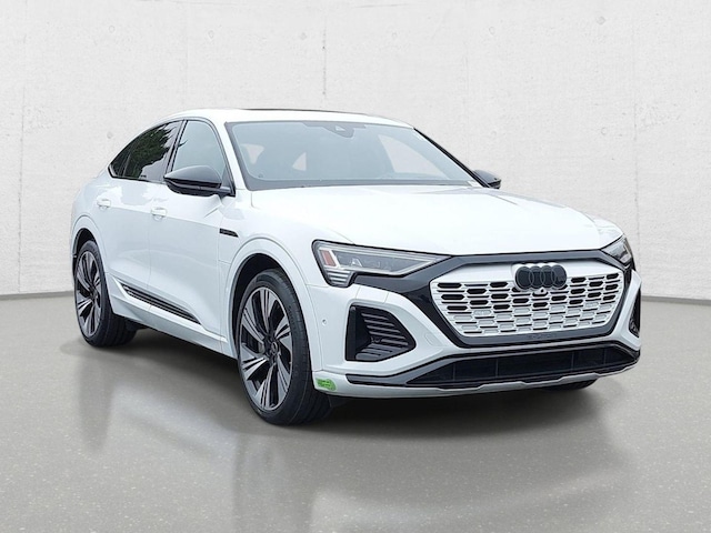2024 Audi Q8 Sportback e-tron