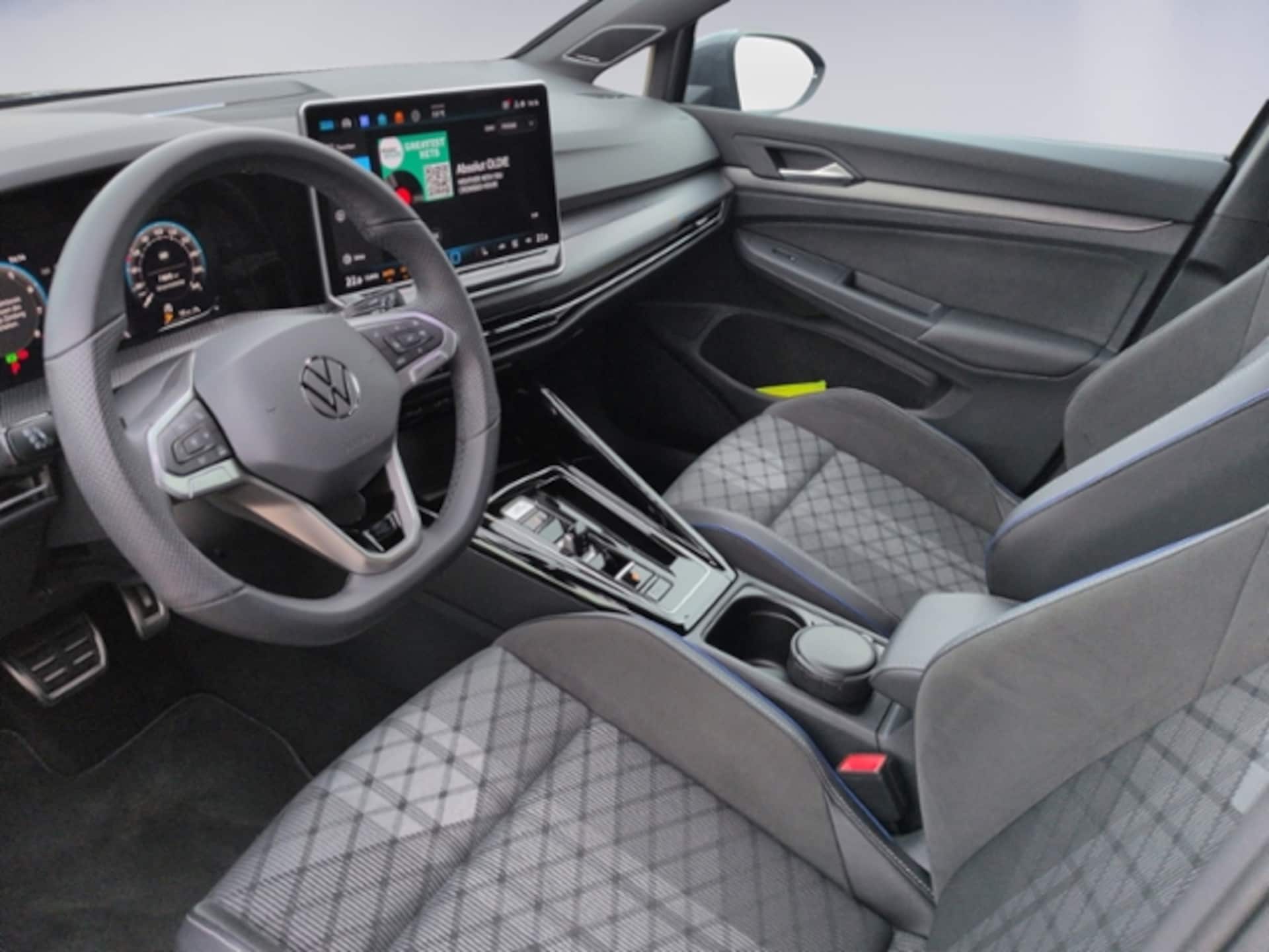 Volkswagen Golf Variant R-Line