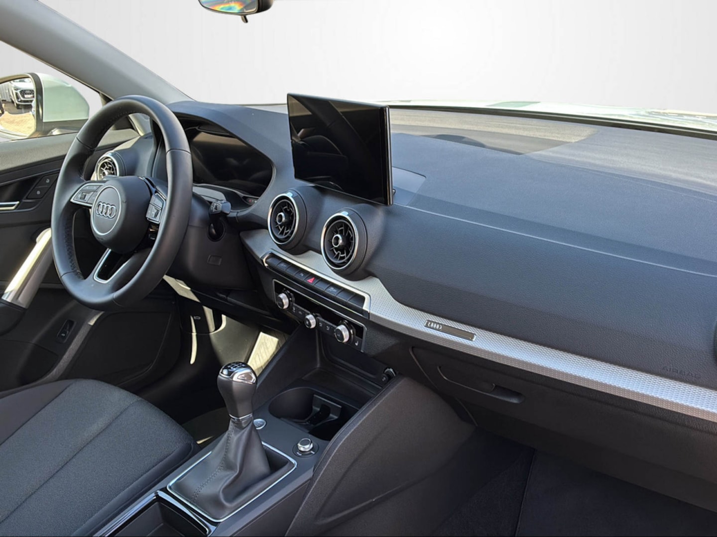 Bild über Audi Q2 30 TFSI Schaltgetriebe - für weitere Informationen kontaktieren Sie den Audi Partner