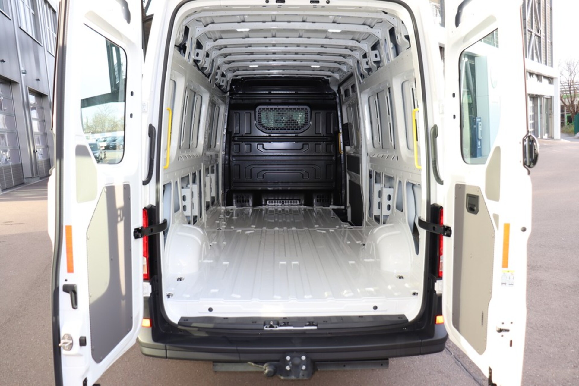 Volkswagen Crafter Kasten langer Radstand