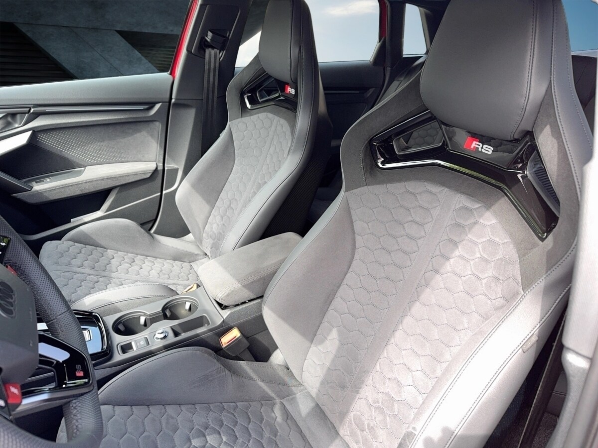 Image about Audi RS 3 Sportback TFSI quattro S tronic