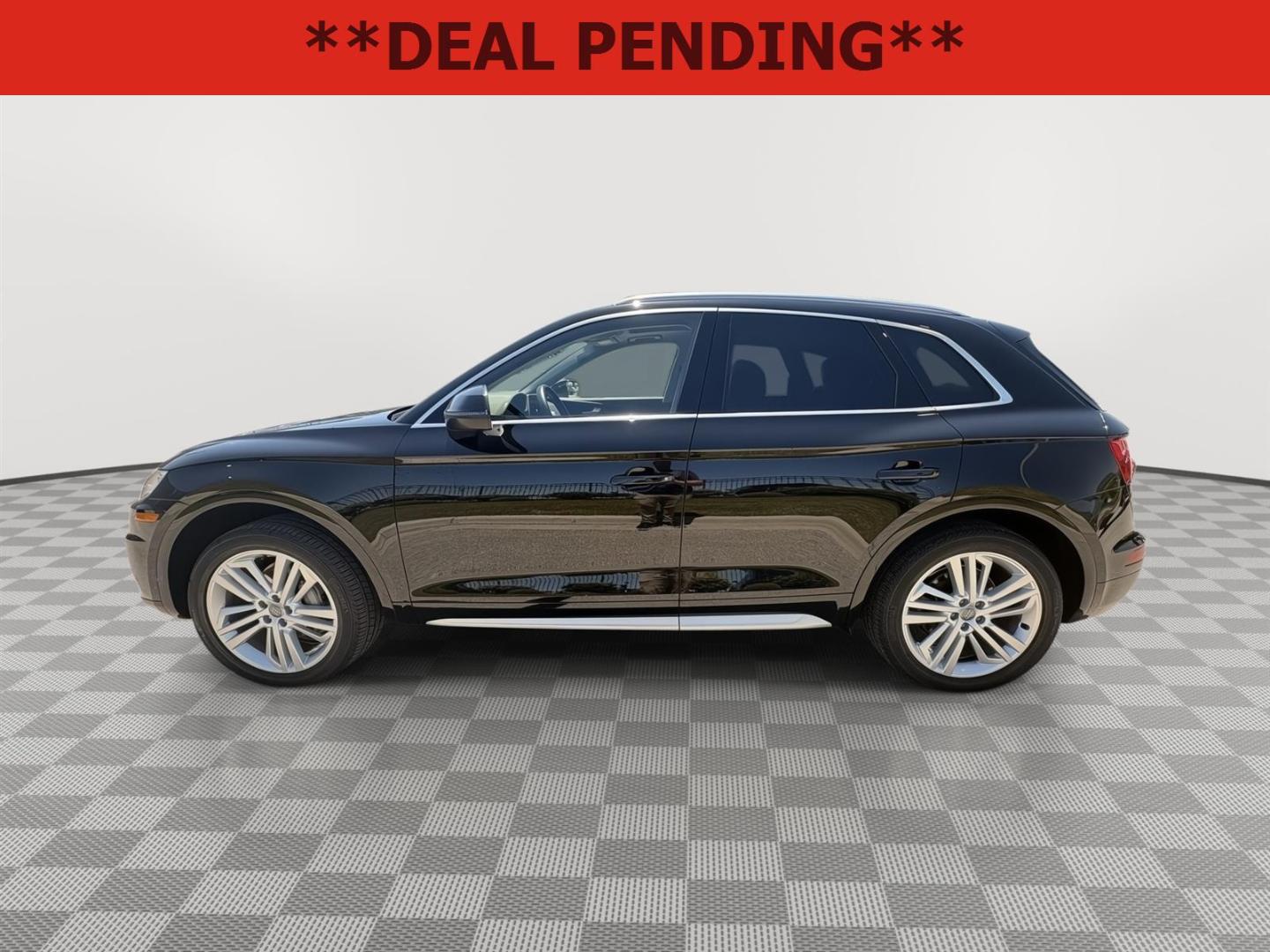 2018 Audi Q5 2.0T quattro S tronic Premium Plus's photo