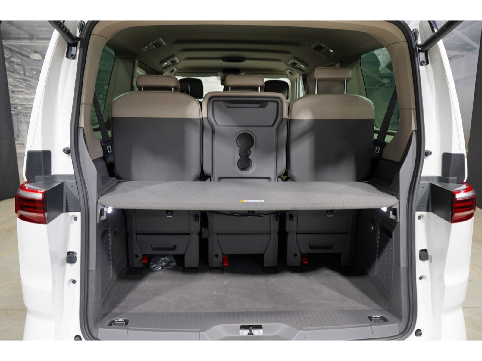 Volkswagen Multivan Langversion – Bild 12