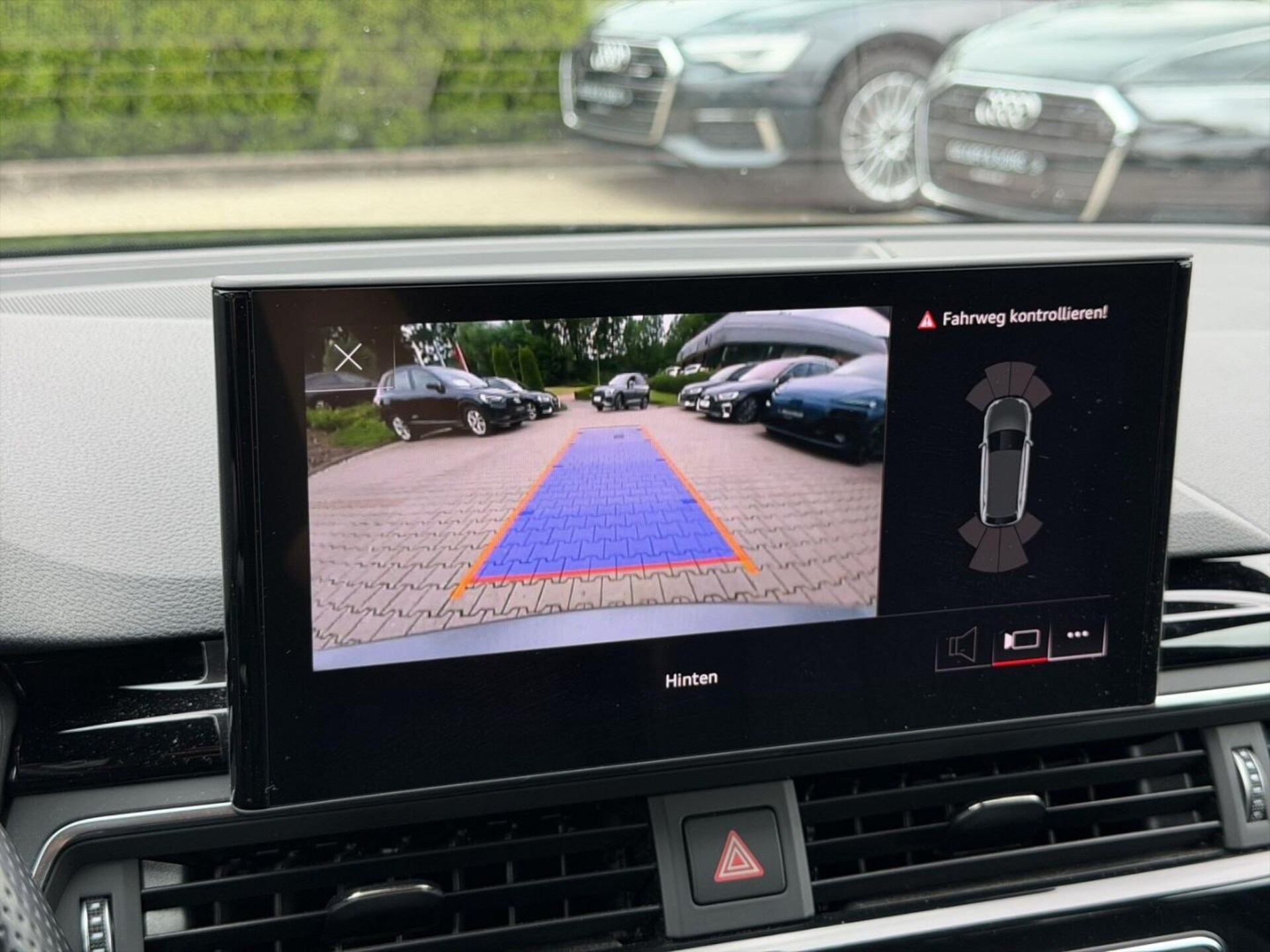 Audi A4 Avant S line