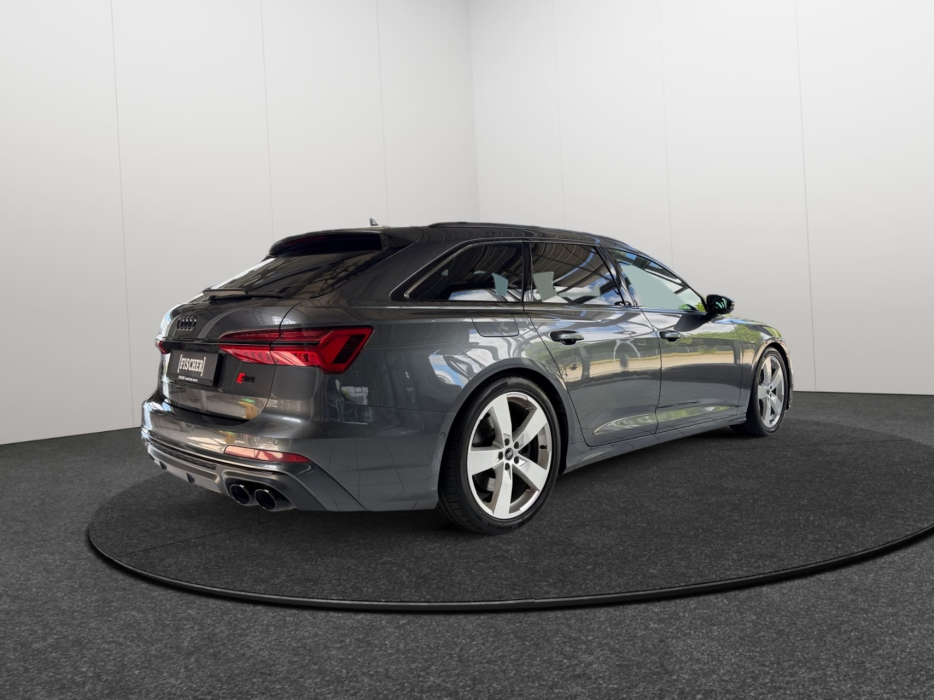 Audi S6 Avant