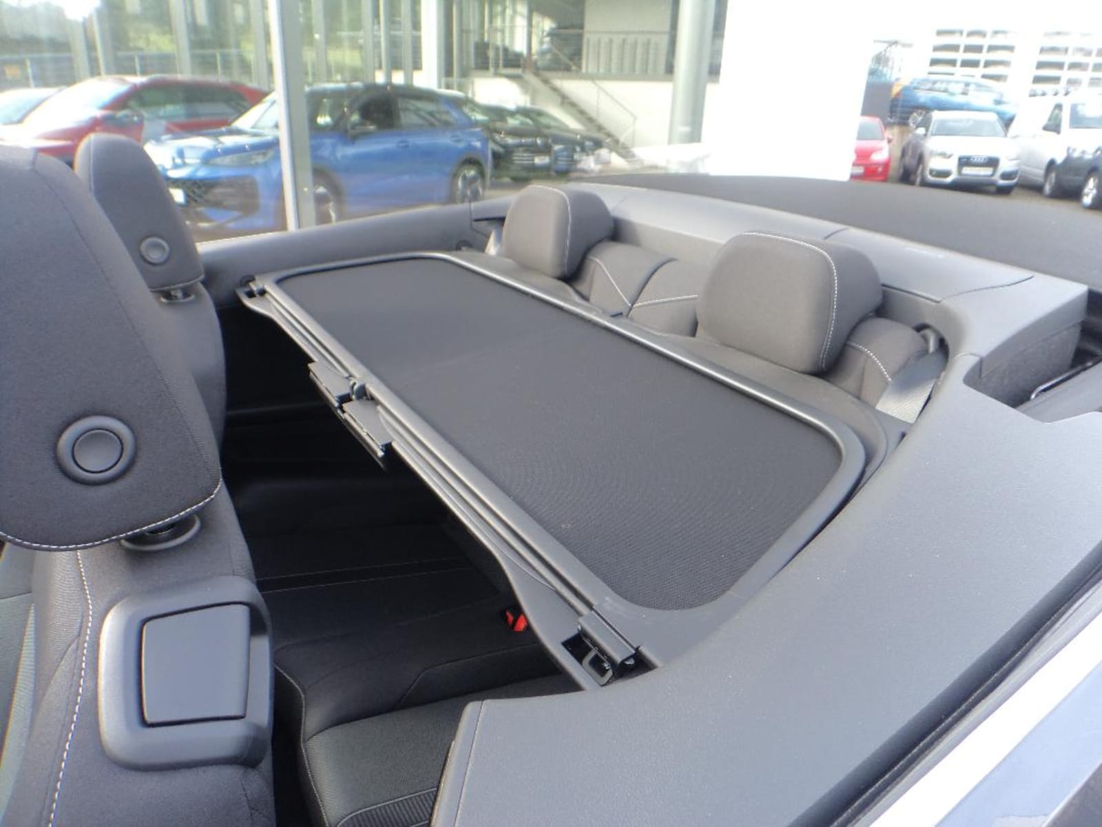 Volkswagen T-Roc Cabriolet – Bild 5