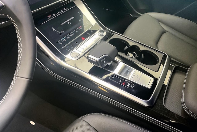 2026 Audi Q7 Premium Plus - Photo 7