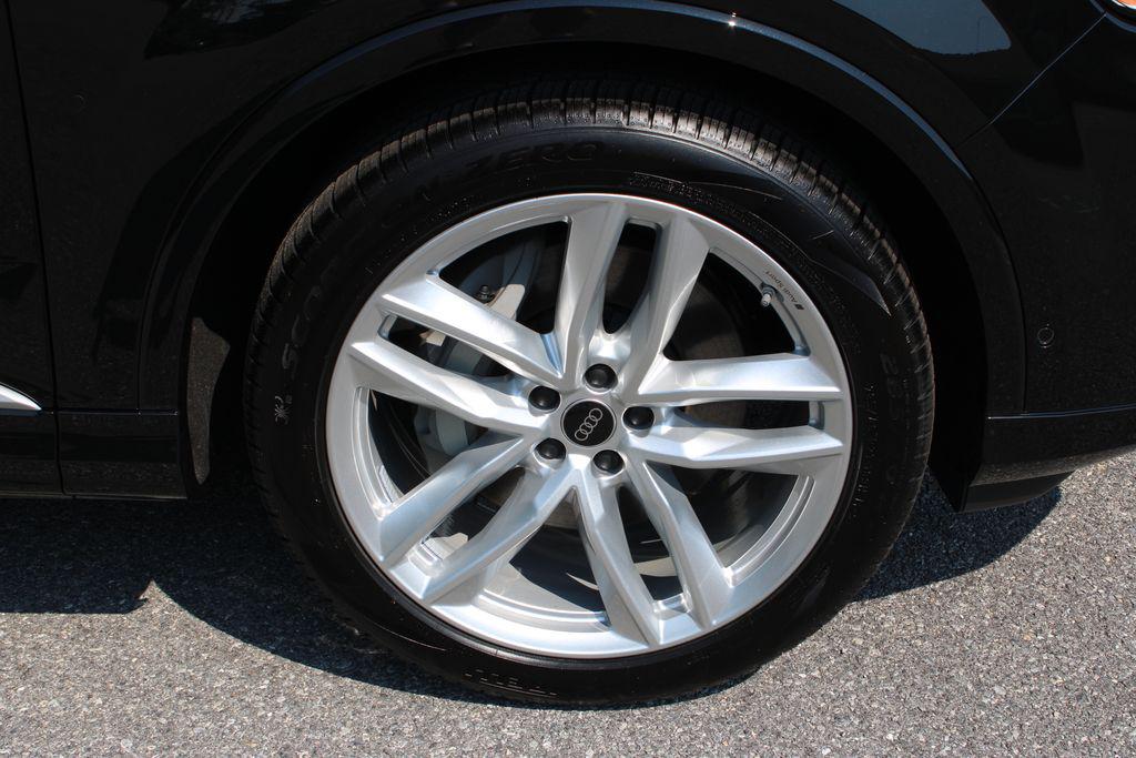 2025 Audi Q7 Premium Plus - Photo 37