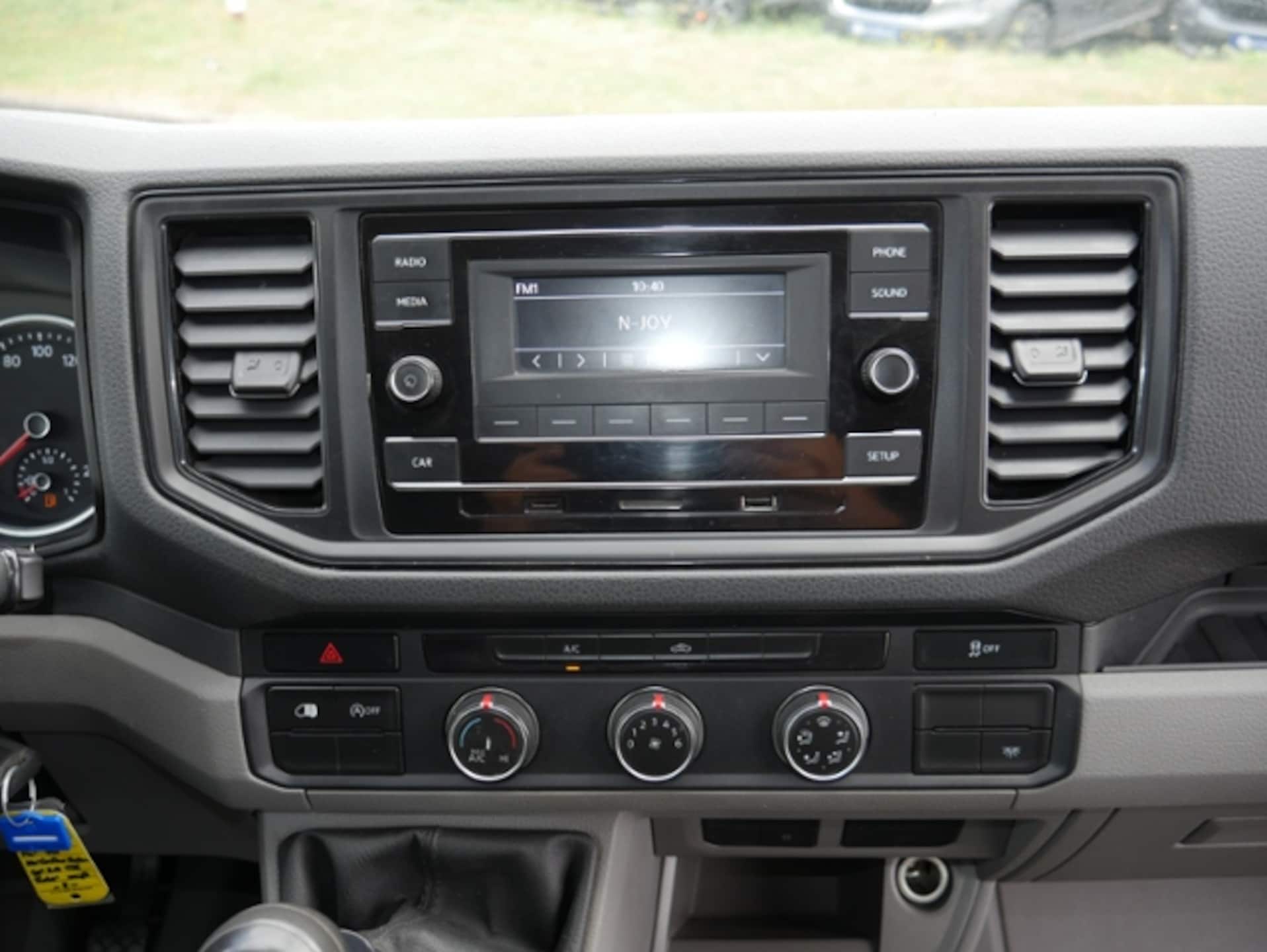 Volkswagen Crafter Kasten mittlerer Radstand