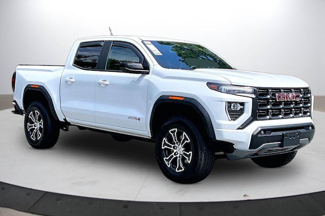 2023 GMC Canyon
