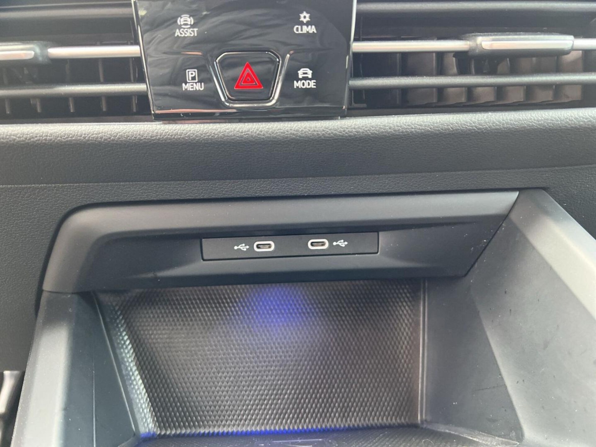Volkswagen Golf Variant Active