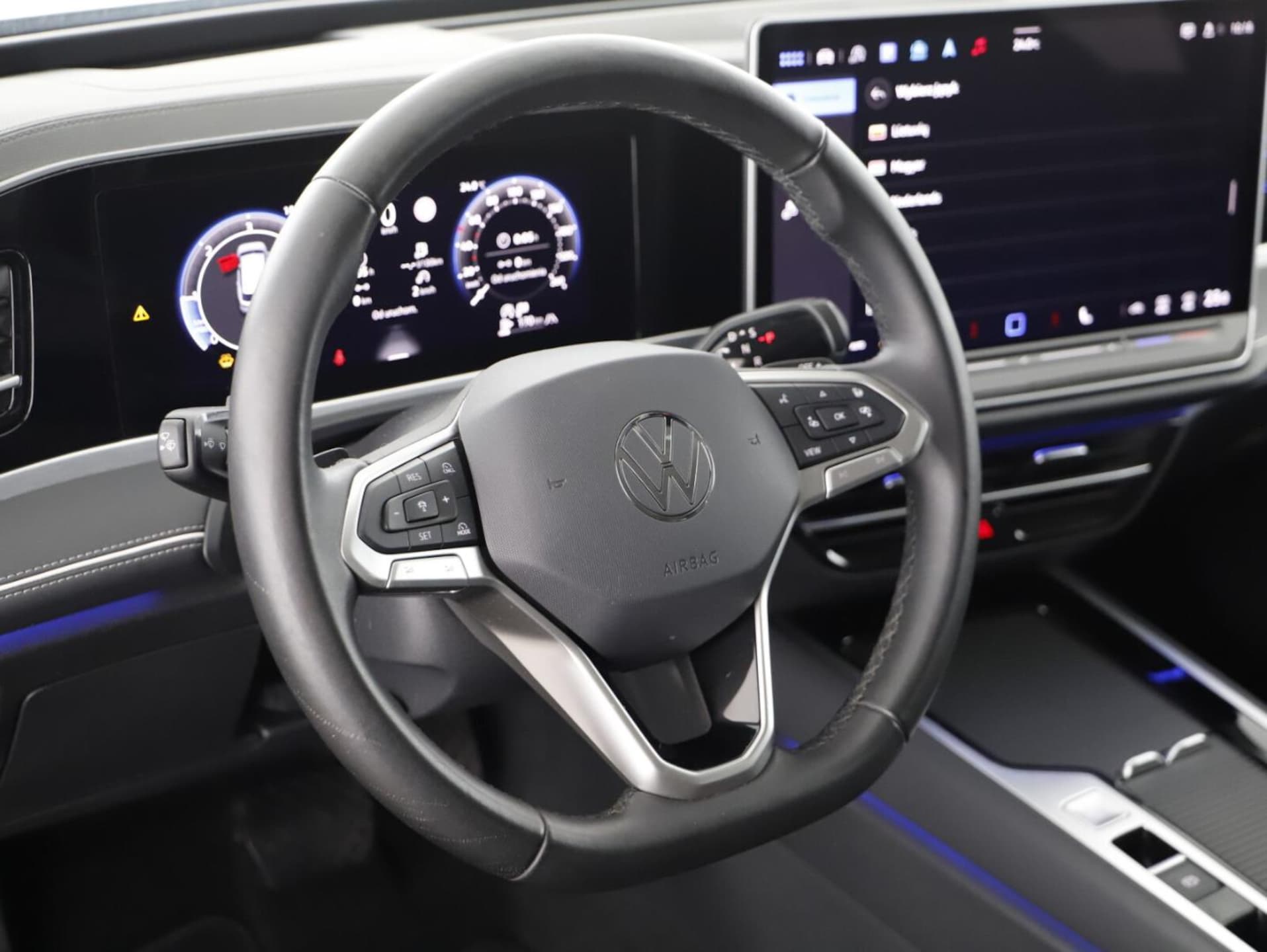 Volkswagen Passat Elegance