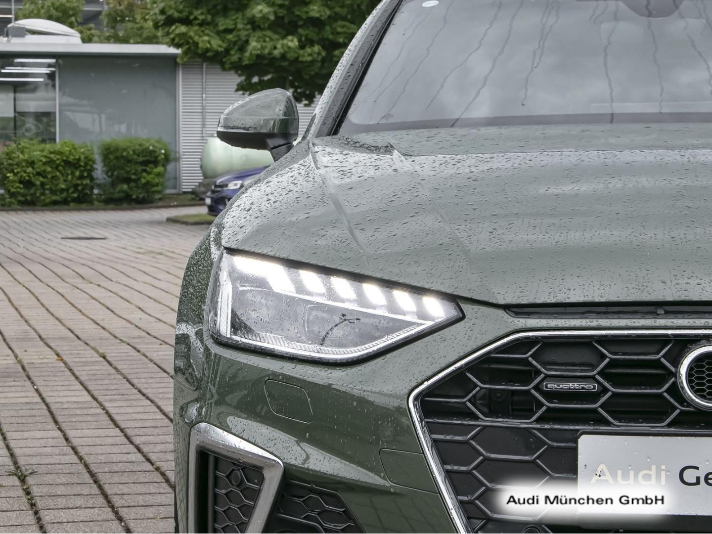 Bild über Audi A4 Avant S line 40 TFSI quattro S tronic - für weitere Informationen kontaktieren Sie den Audi Partner