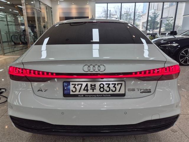 Audi A7 55 TFSI quattro Premium 250 340 kW hp S tronic 5