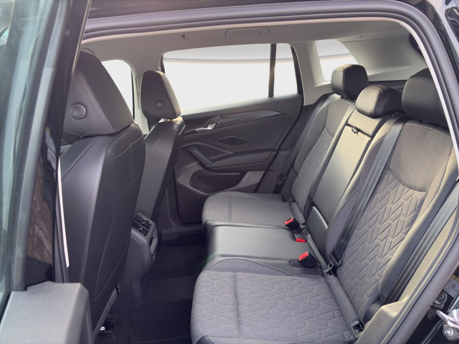 Volkswagen Tiguan – Bild 18
