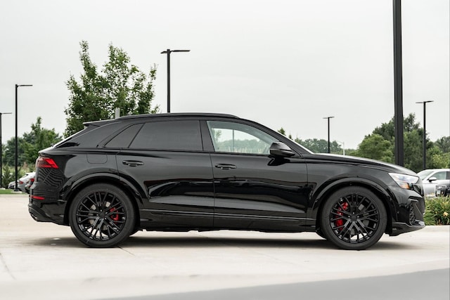 2026 Audi SQ8