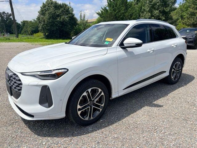 Photo of 2025 Audi Q5