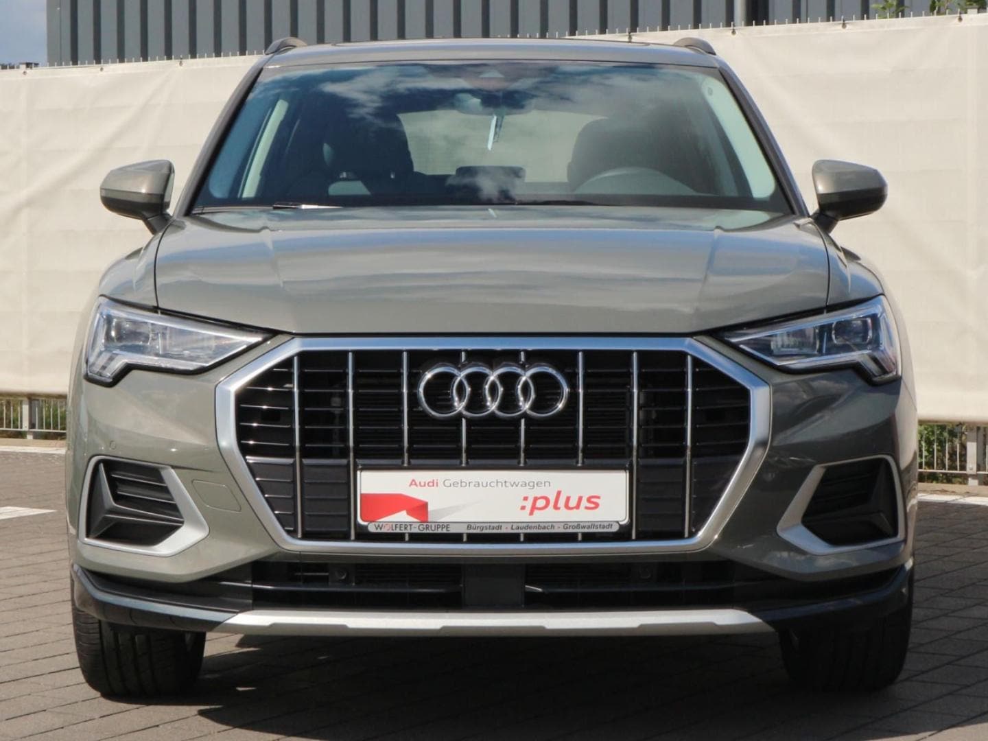 Bild über Audi Q3 TFSI 110 kW S tronic - für weitere Informationen kontaktieren Sie den Audi Partner