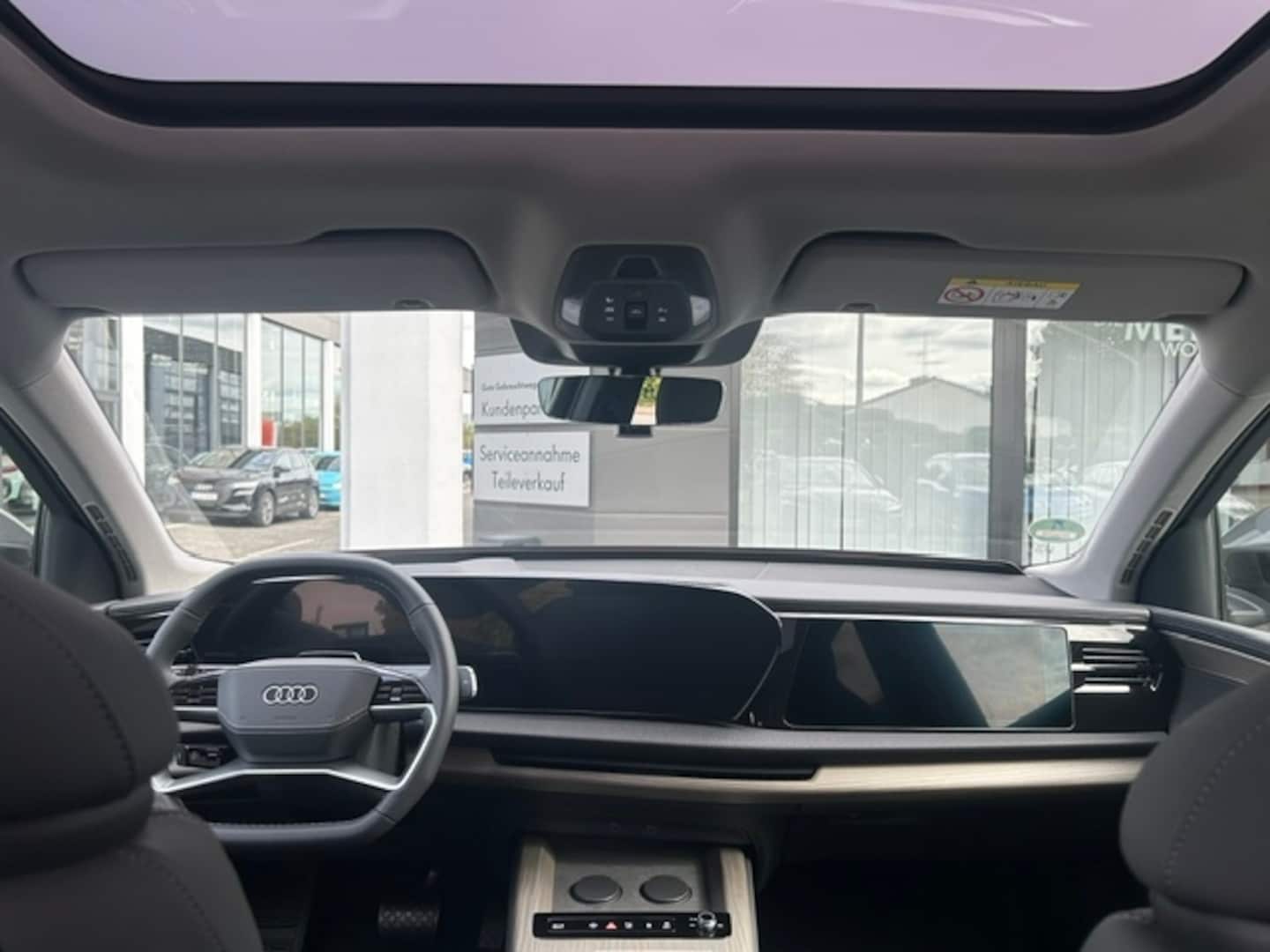 Bild über Audi Q7 SUV TDI quattro 180 kW tiptronic - für weitere Informationen kontaktieren Sie den Audi Partner