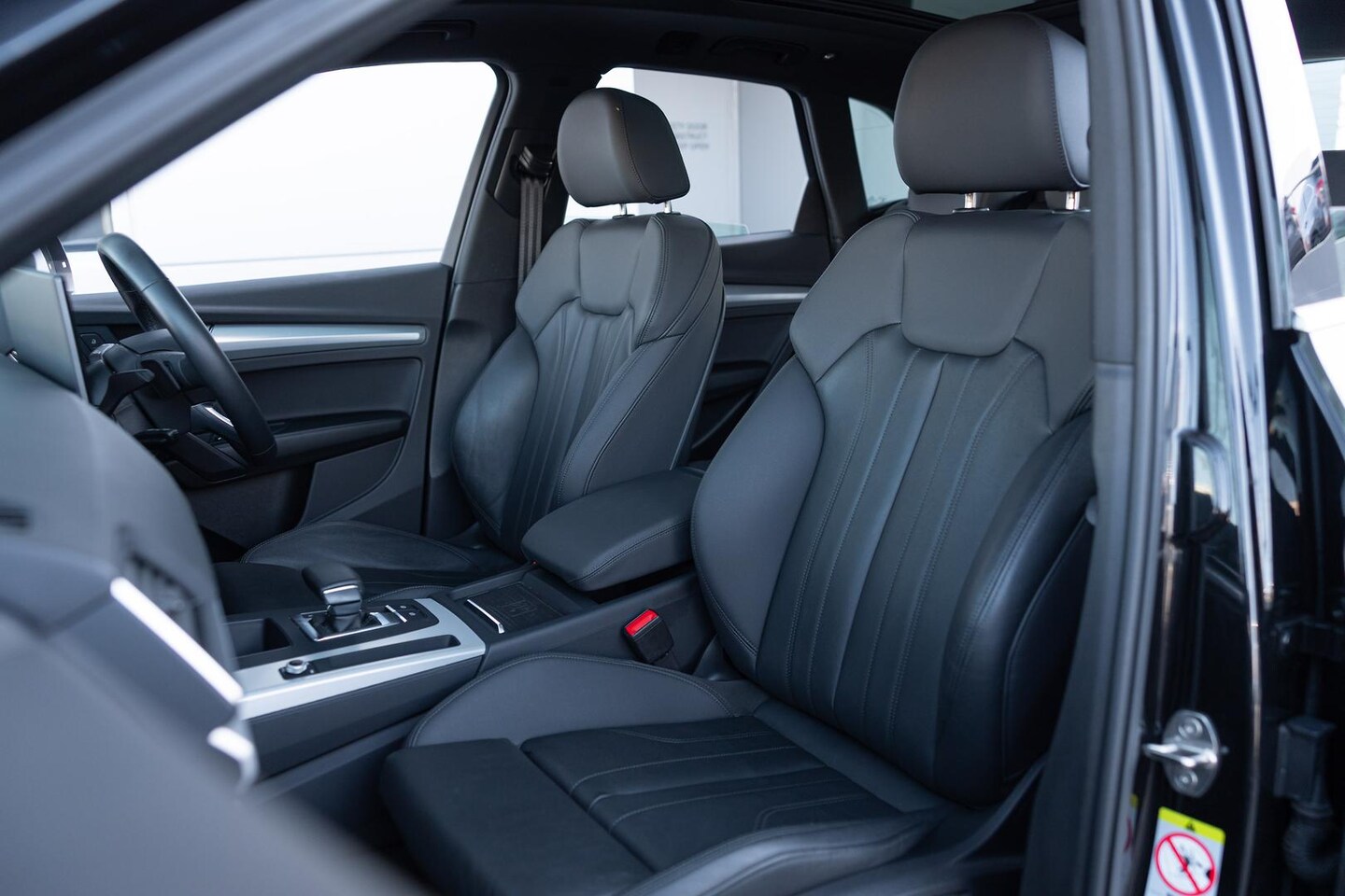 Image about Audi Q5 Sport 40 TDI quattro S tronic