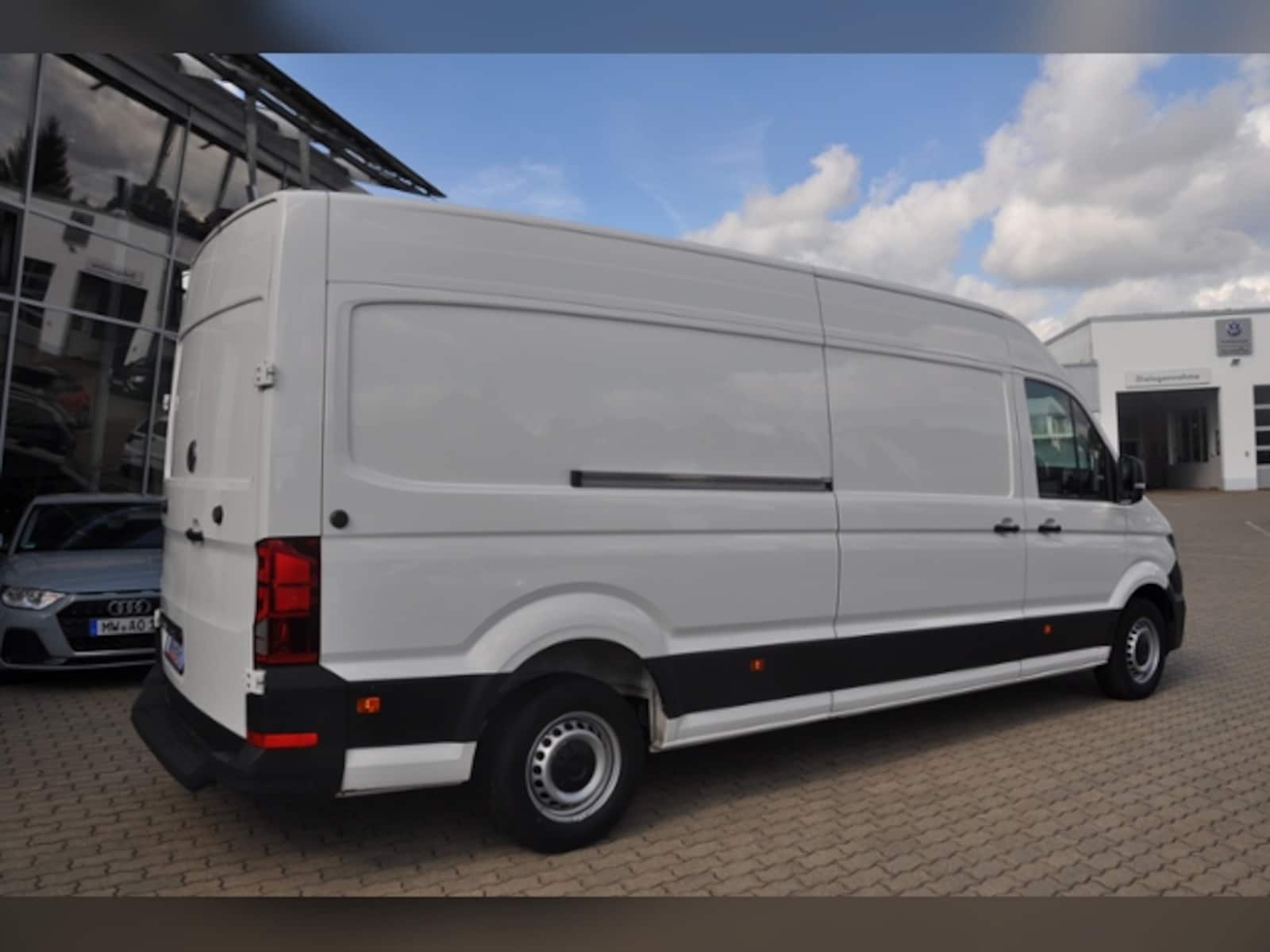 Volkswagen Crafter Kasten langer Radstand – Bild 10