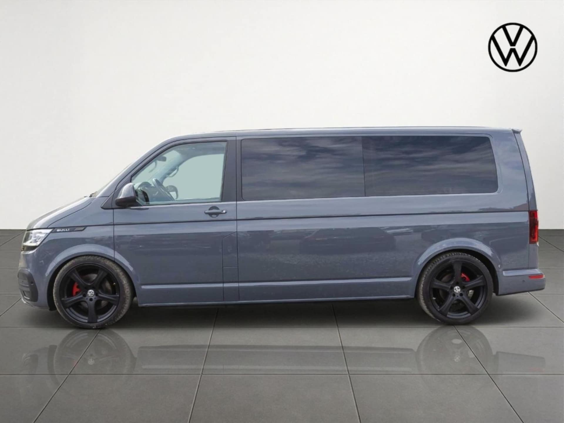 Volkswagen T6.1 Transporter Kombi langer Radstand