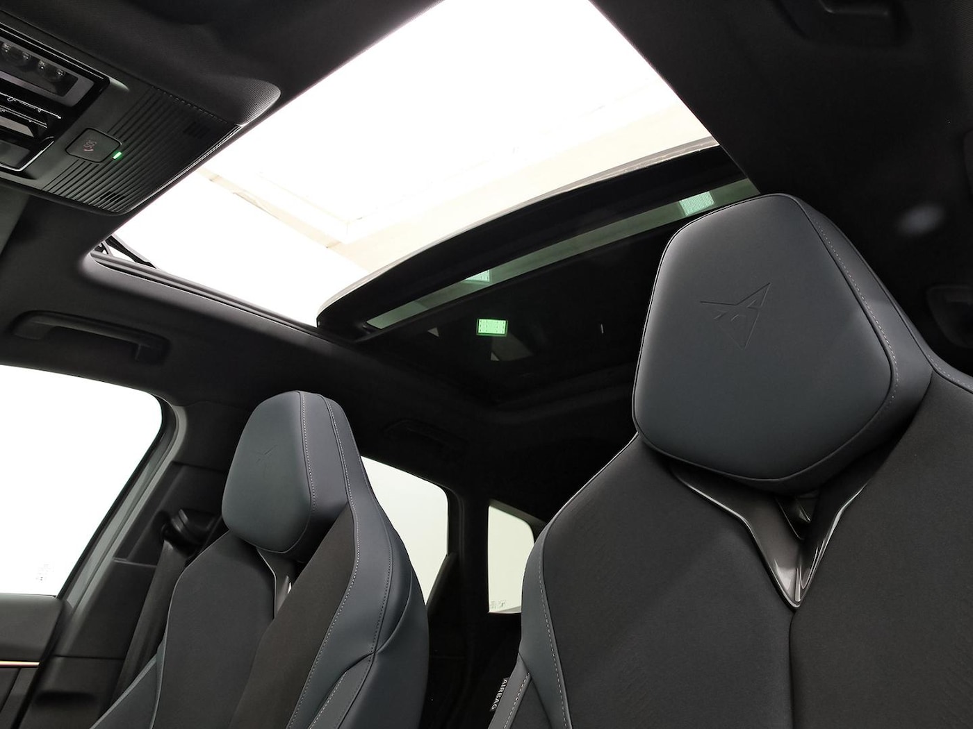 CUPRA Terramar 1.5 TSI e-Hybrid VZ DSG 200 kW (272 CV) — photo 38