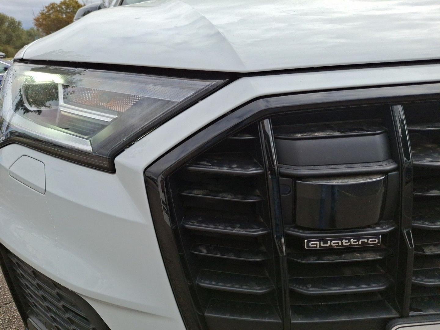 Bild über Audi Q7 competition plus 50 TDI quattro tiptronic - für weitere Informationen kontaktieren Sie den Audi Partner