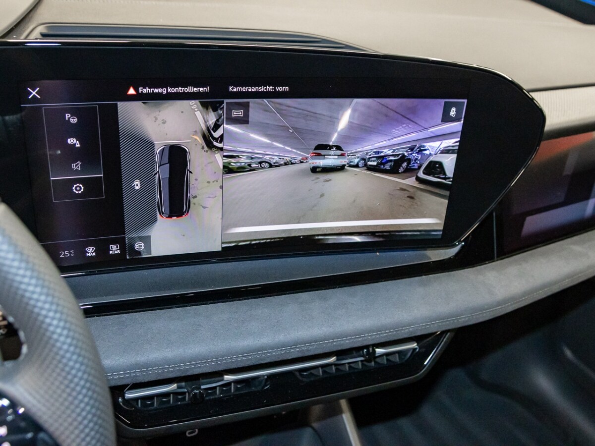Image about Audi Q6 SUV e-tron e-tron quattro