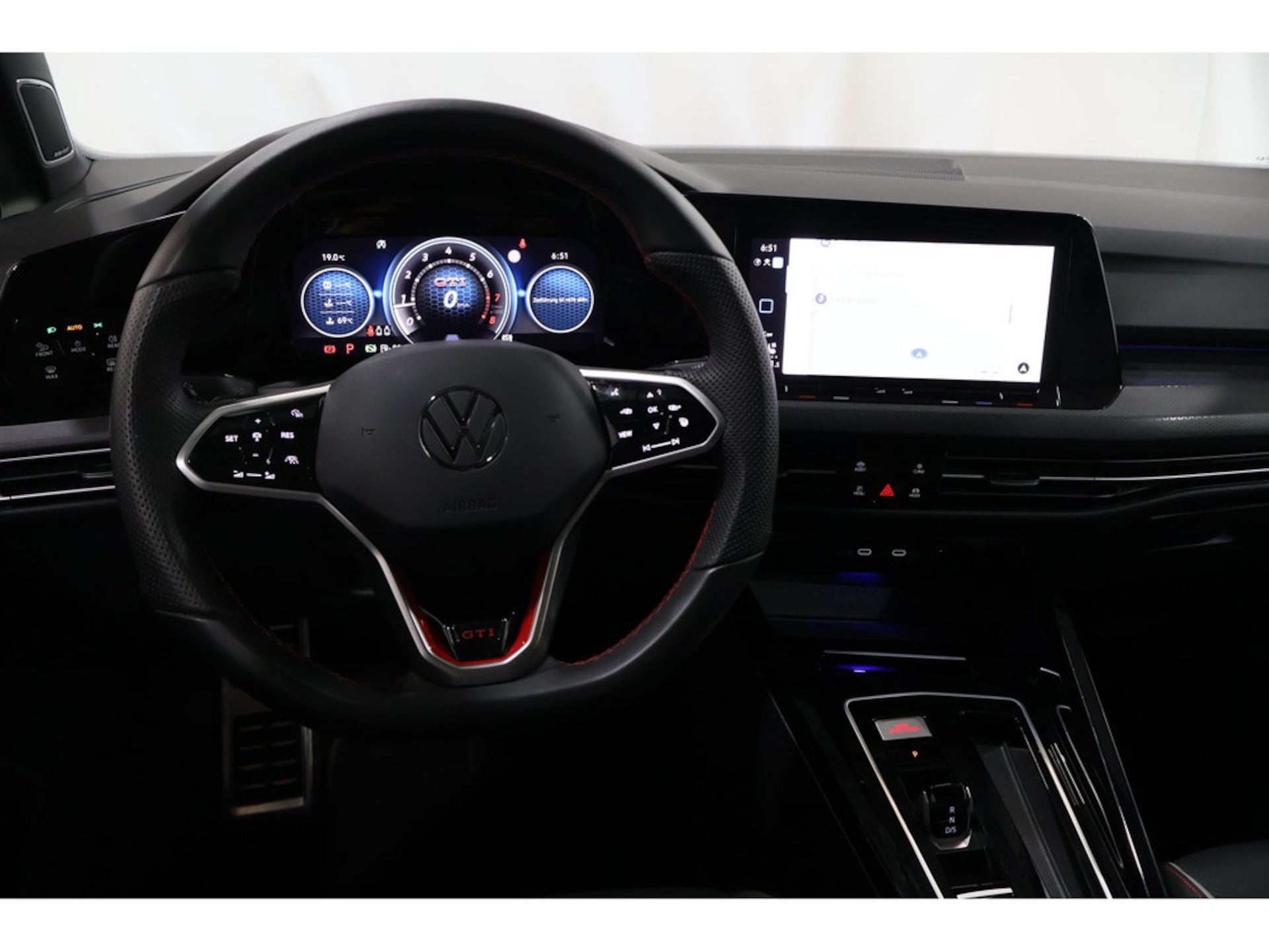 Volkswagen Golf GTI