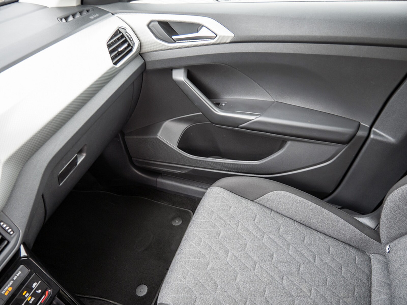 Volkswagen T-Cross – Bild 13