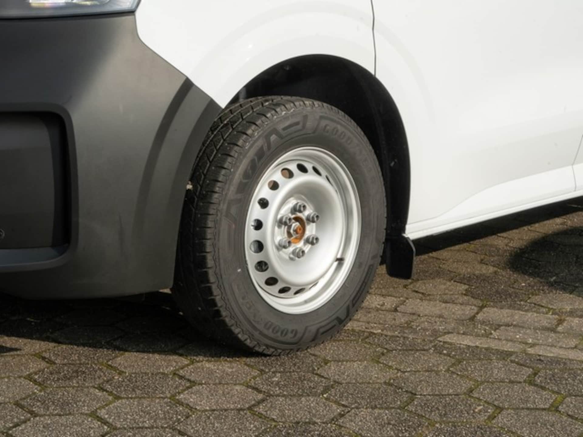 Volkswagen Transporter Kasten kurzer Radstand