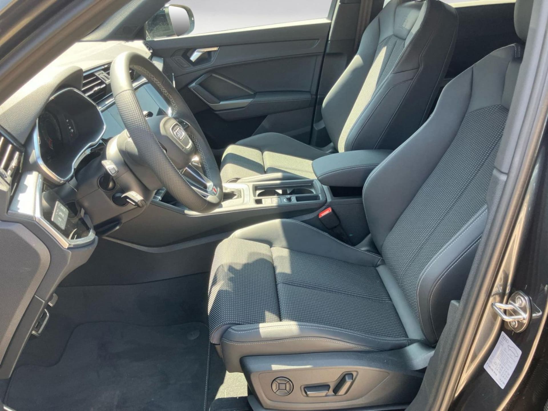 Audi Q3 SUV S line