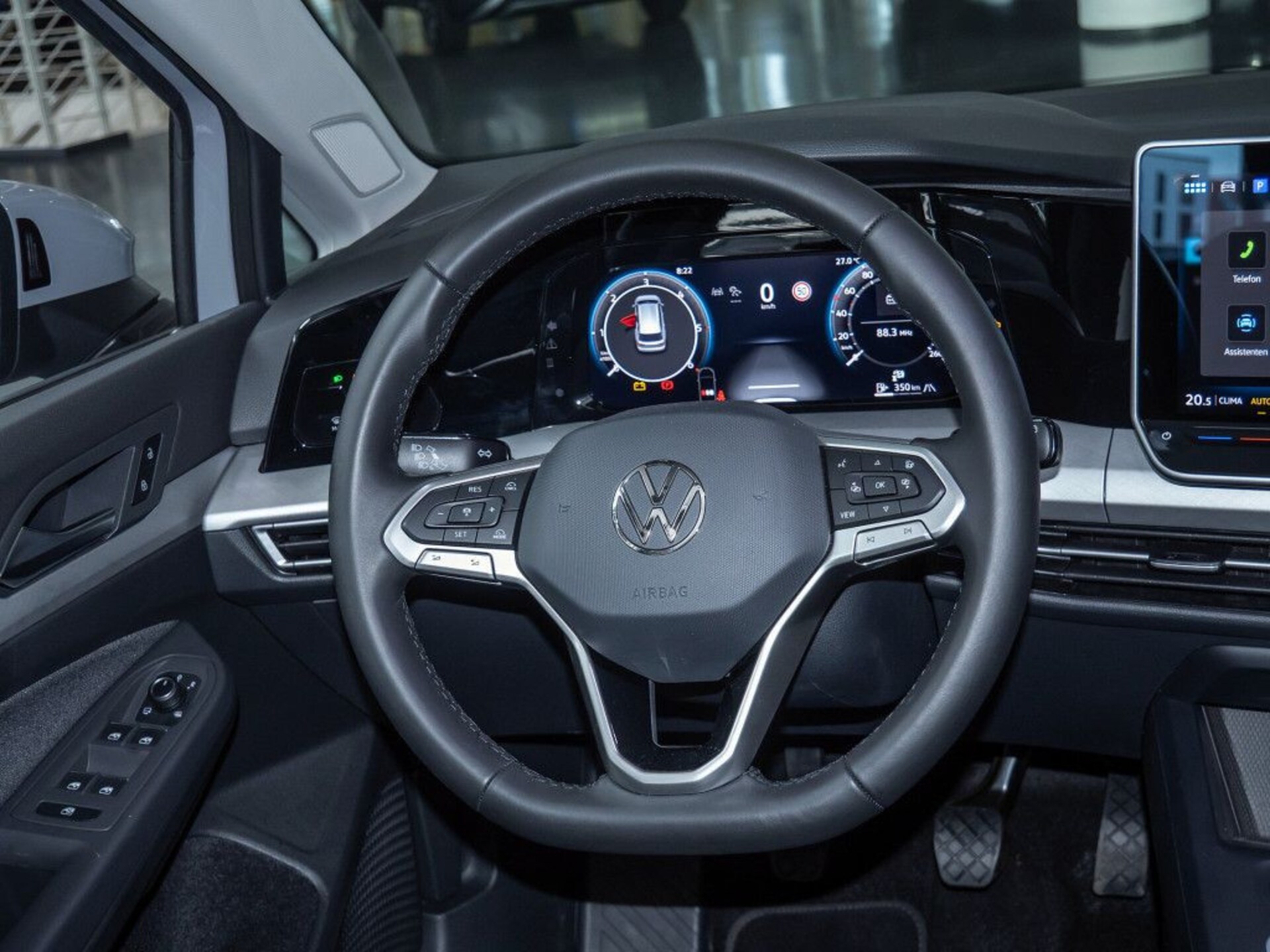 Volkswagen Golf Variant Life