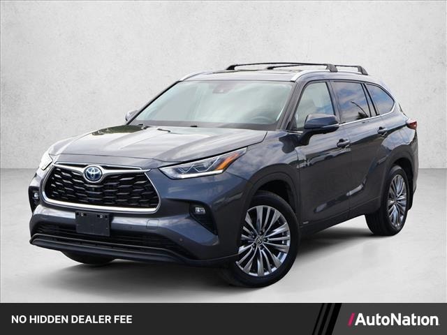 Photo of 2024 Toyota Highlander Hybrid 
