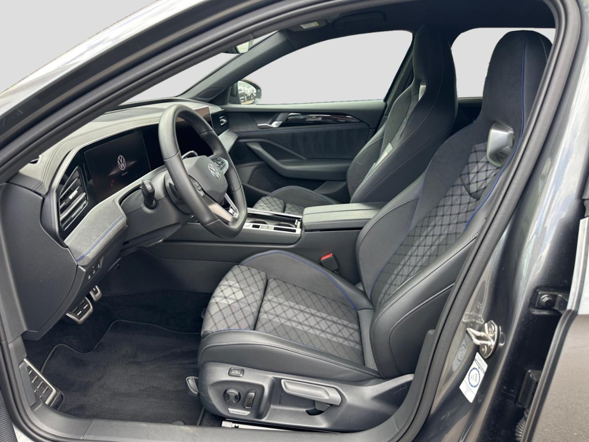 Volkswagen Passat R-Line