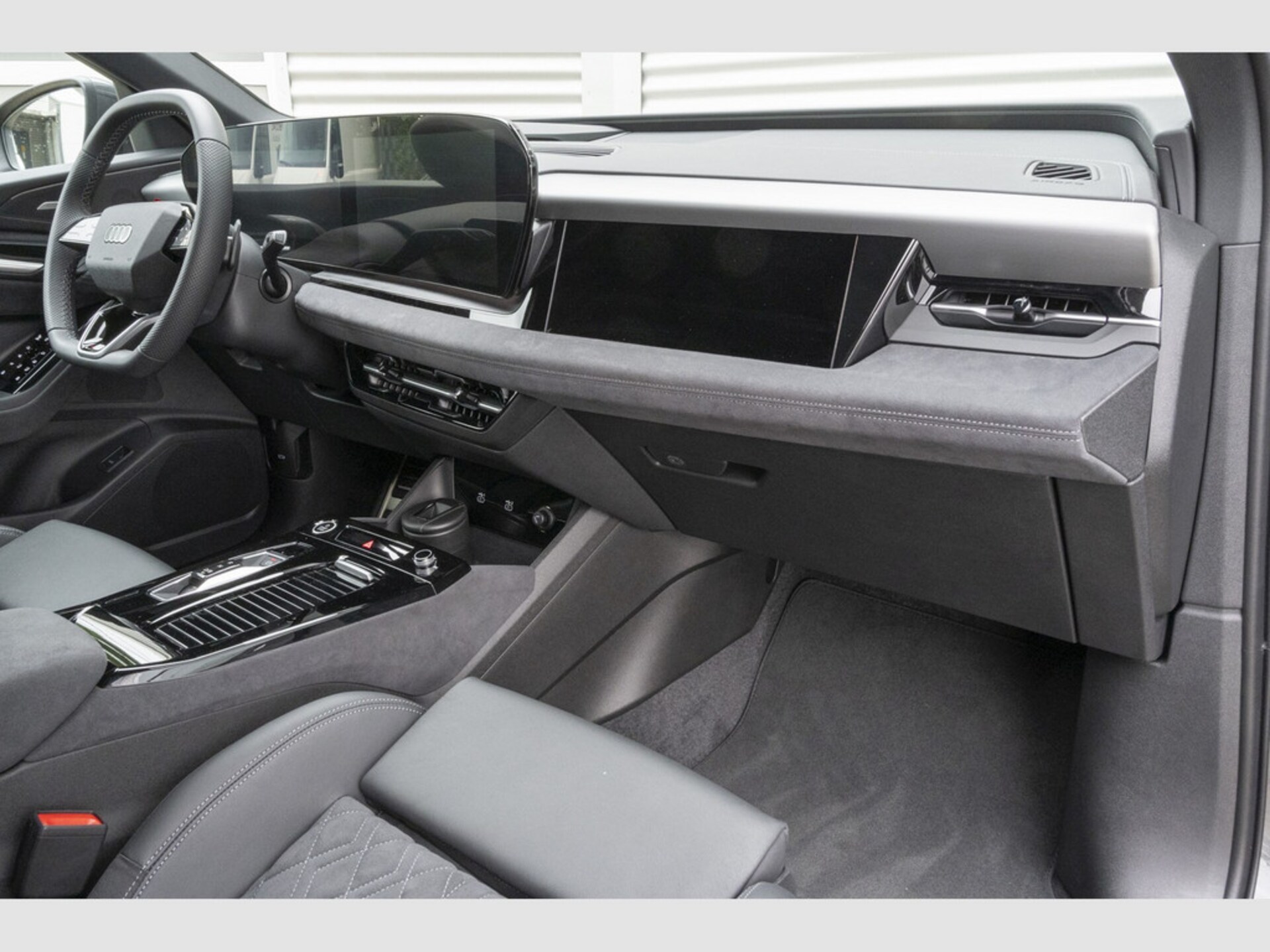 Audi Q6 SUV e-tron