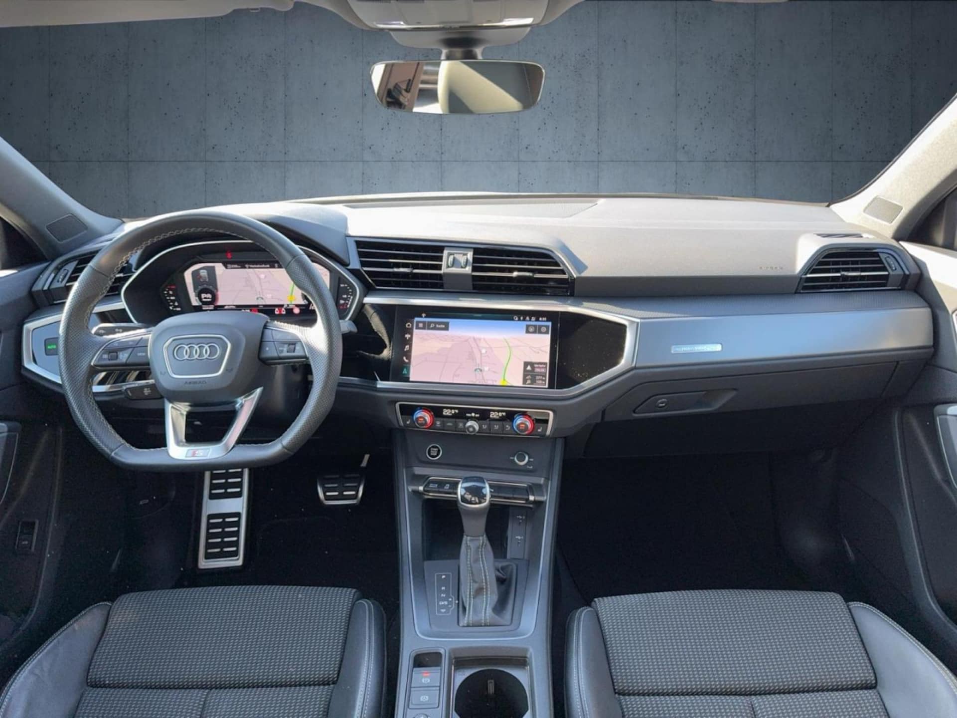 Audi Q3 Sportback S line