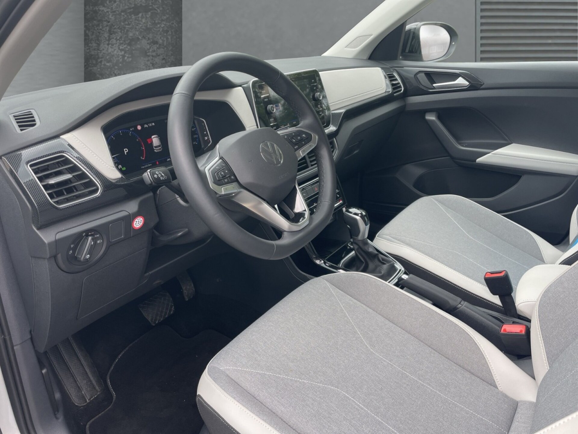 Volkswagen T-Cross Style