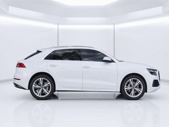 2022 Audi Q8