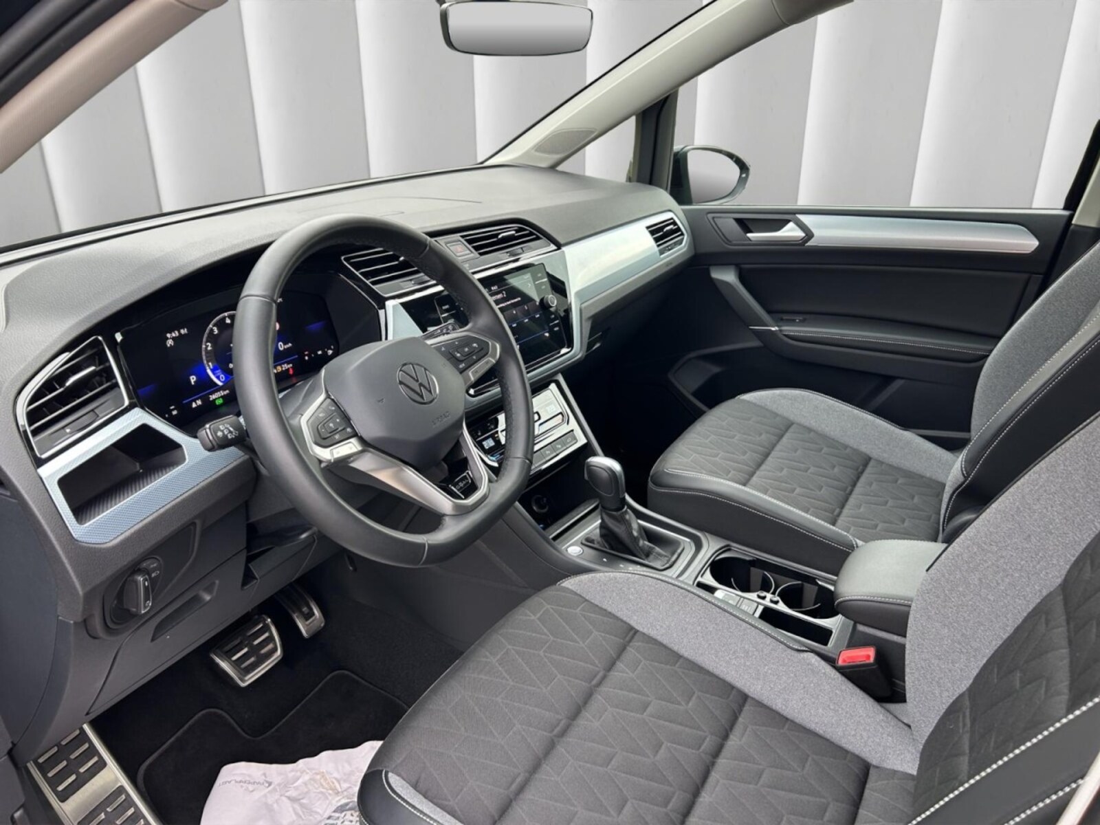 Volkswagen Touran – Bild 9