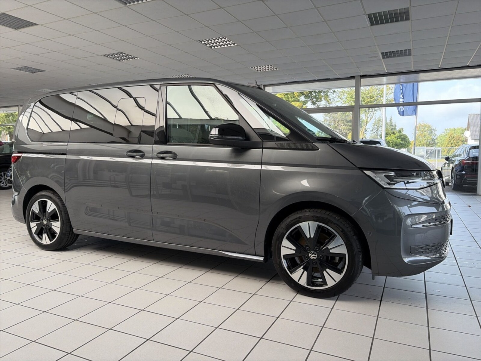 Volkswagen Multivan – Bild 3