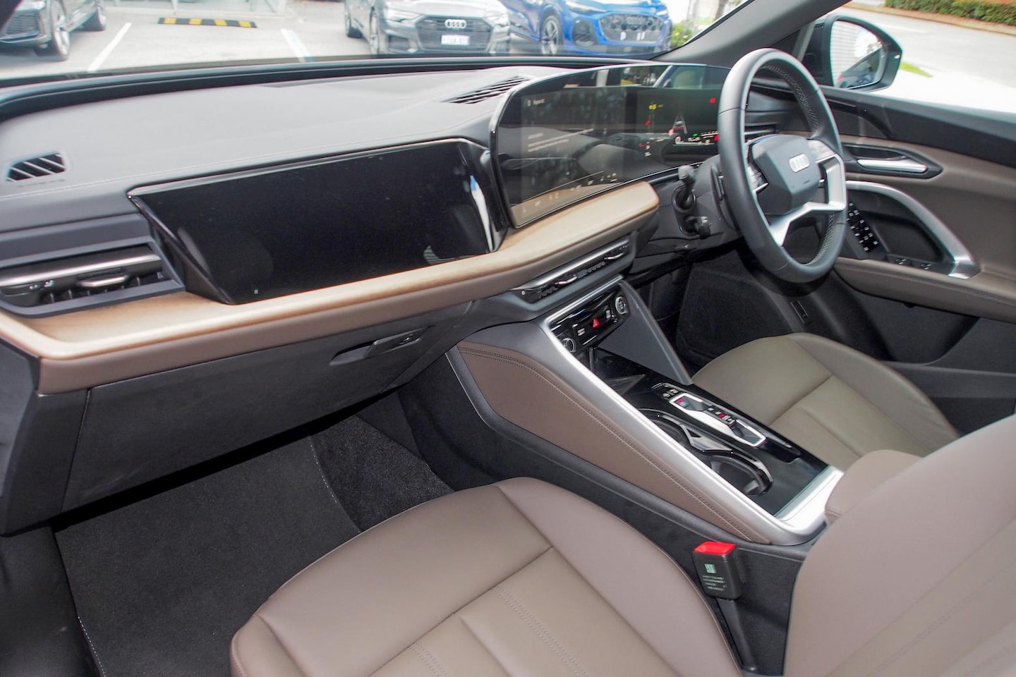 Image about Audi Q5 Sportback TDI quattro 150 kW