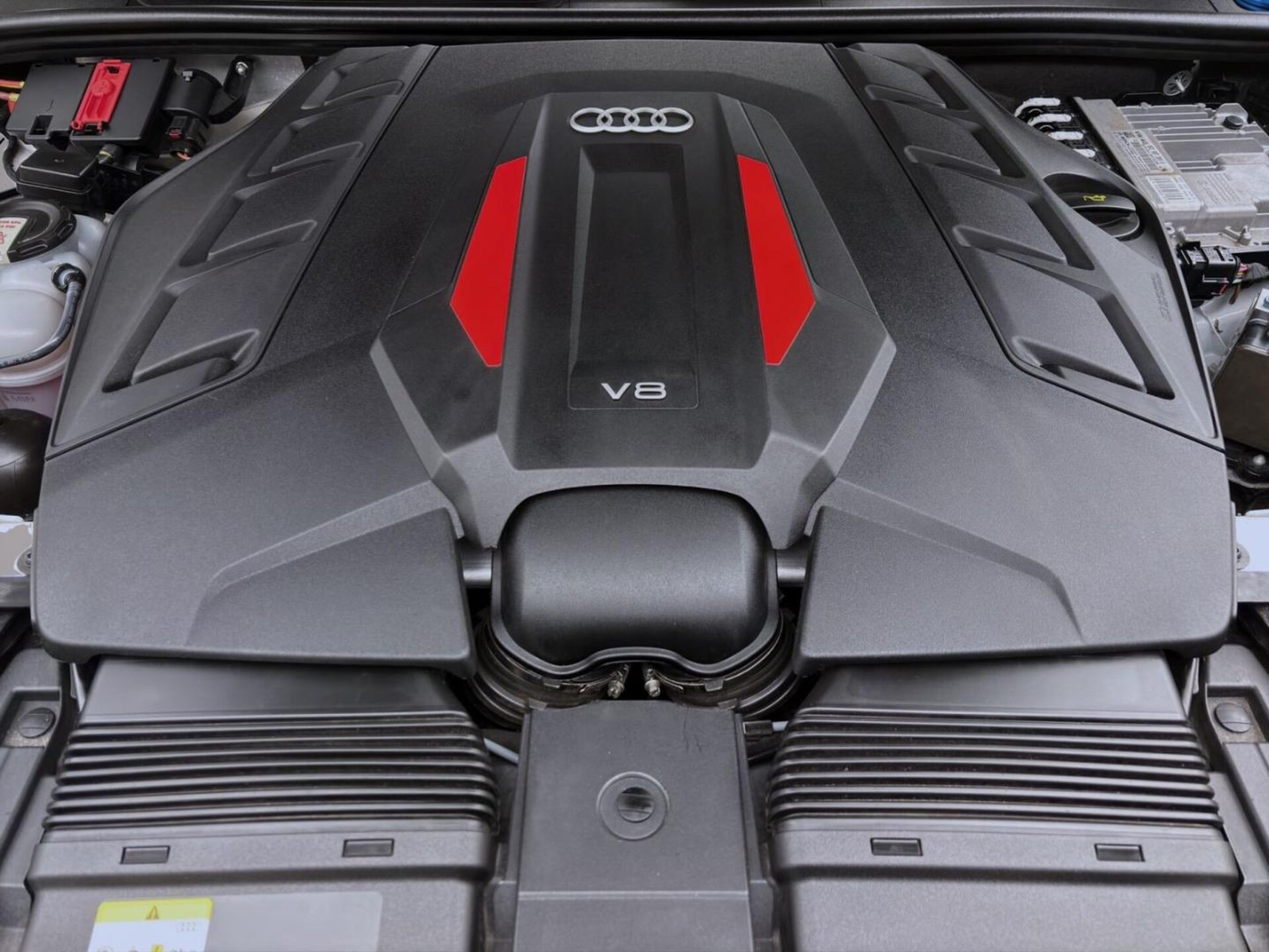 Audi SQ8 SUV