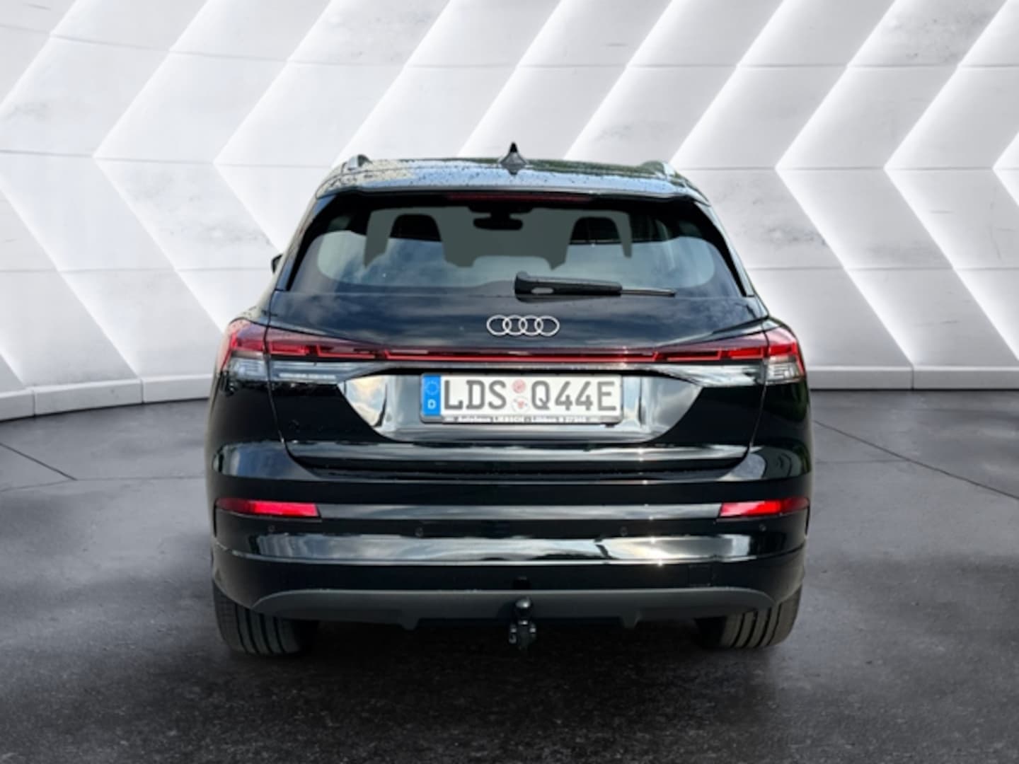 Bild über Audi Q4 SUV e-tron e-tron performance 210 kW - für weitere Informationen kontaktieren Sie den Audi Partner