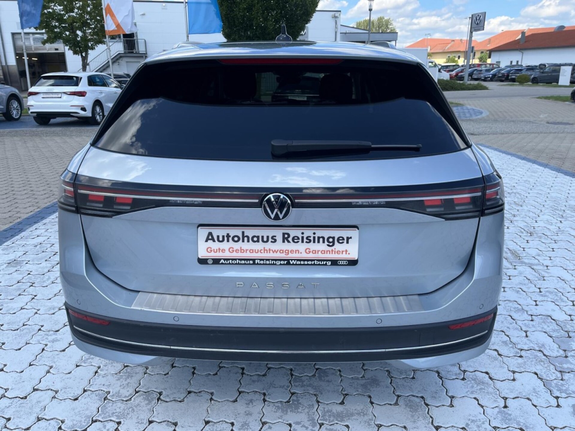 Volkswagen Passat Business